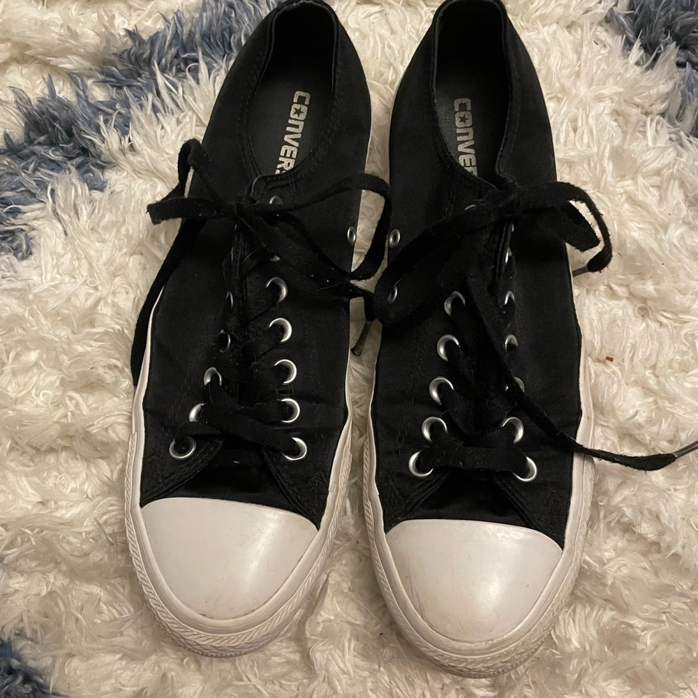 Black satin converse Women’s size 11